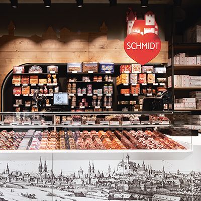 Bild von der Hauptfiliale Lebkuchen-Schmidt im winterlichen Stil